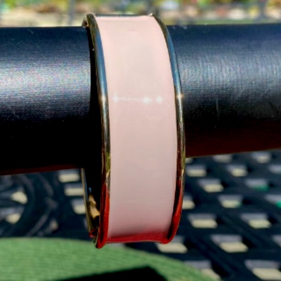 H & M Hinged Bangle Cuff Bracelet - Picture 2 of 3